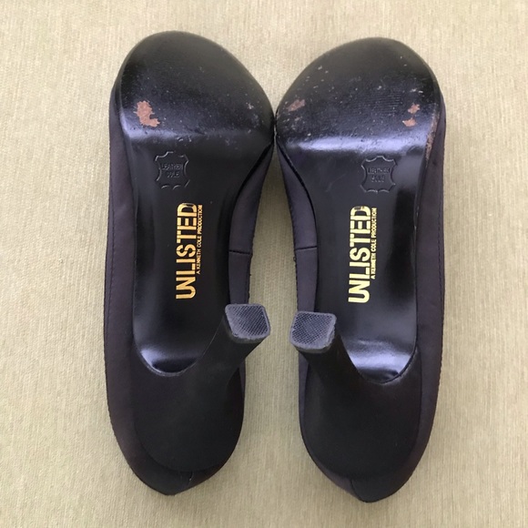 Kenneth Cole Unlisted Black Satin Heels - Picture 3 of 4